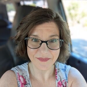 Meet your Posher, Alicia